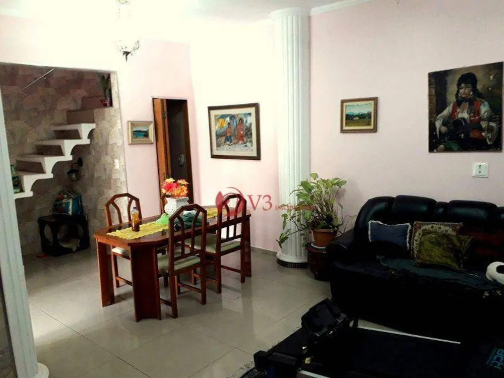 Sobrado, 2 quartos, 350 m² - Foto 1