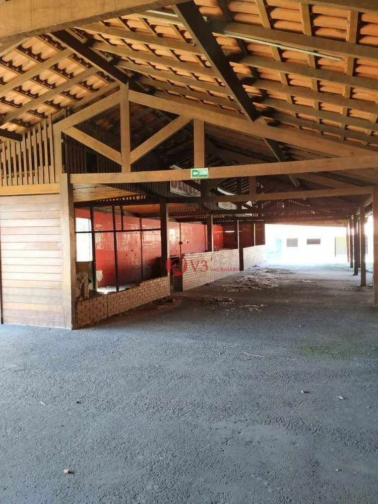 Depósito-Galpão, 15000 m² - Foto 1