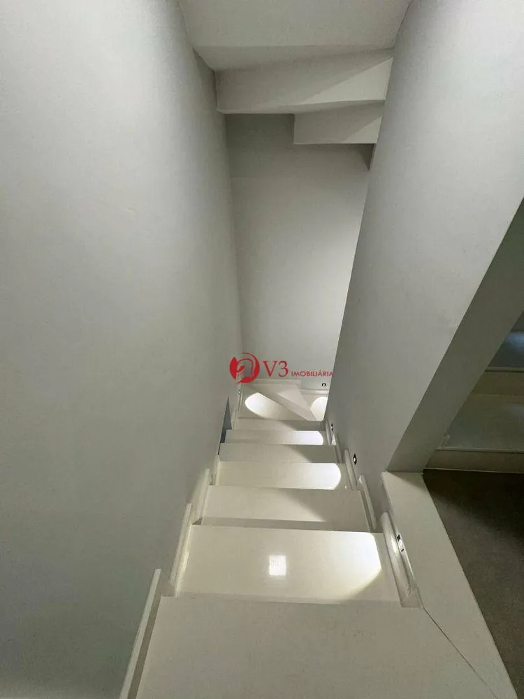 Sobrado, 3 quartos, 200 m² - Foto 13