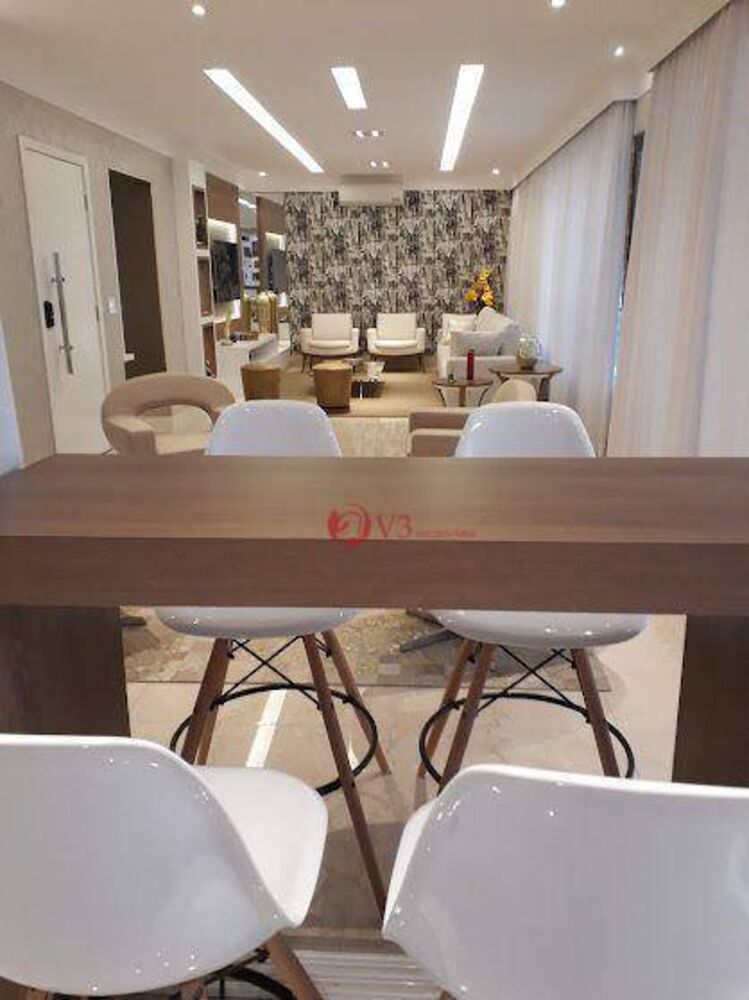 Apartamento, 3 quartos, 218 m² - Foto 2