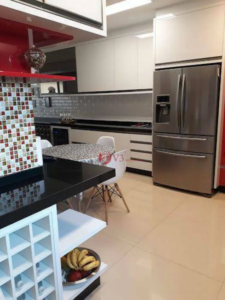 Apartamento, 3 quartos, 218 m² - Foto 13