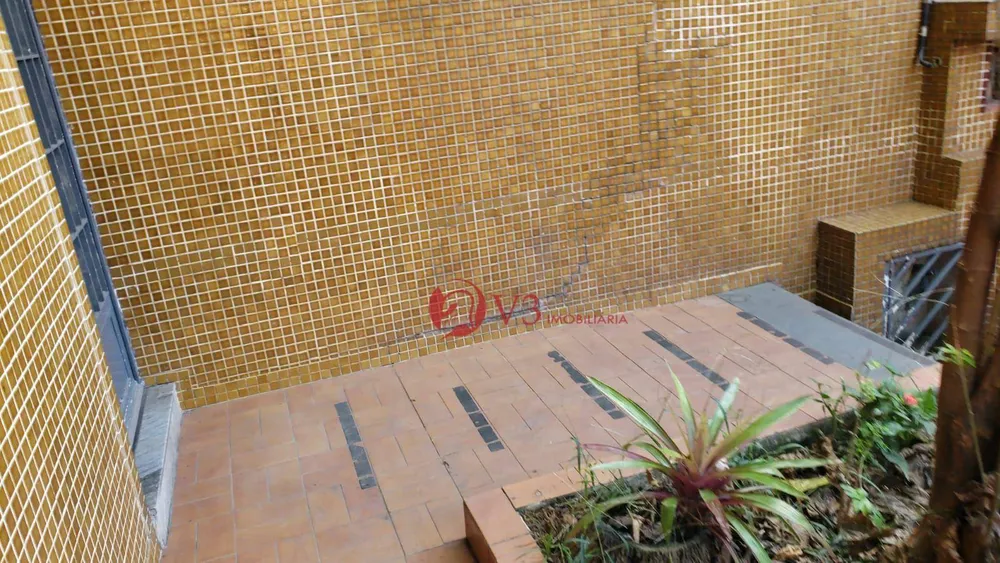 Sobrado, 3 quartos, 320 m² - Foto 2