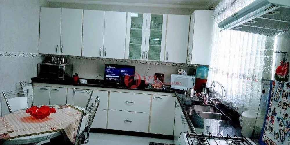Sobrado, 3 quartos, 220 m² - Foto 6