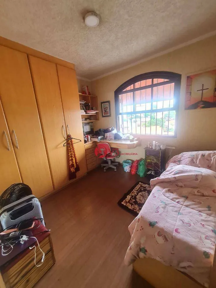 Casa, 3 quartos, 230 m² - Foto 11