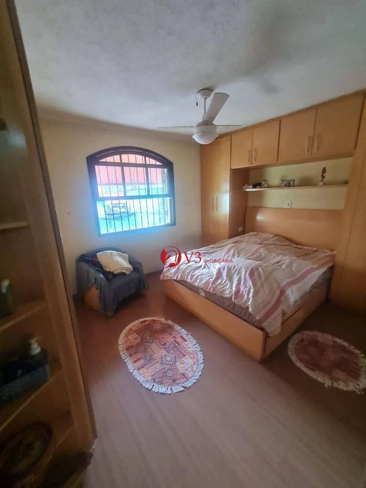Casa, 3 quartos, 230 m² - Foto 8