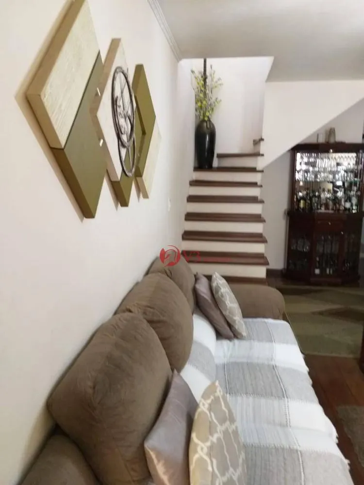 Sobrado, 3 quartos, 240 m² - Foto 3