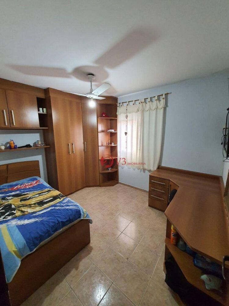 Casa, 4 quartos, 169 m² - Foto 5