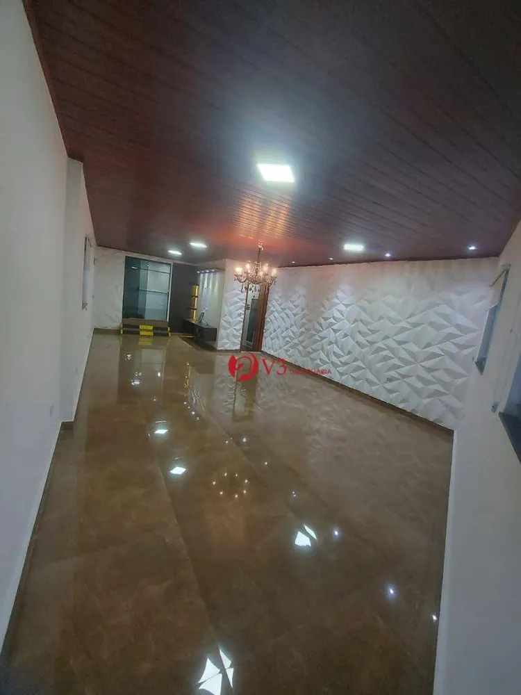 Sobrado, 3 quartos, 200 m² - Foto 4