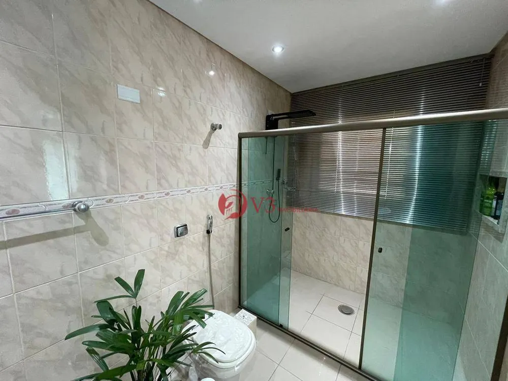 Sobrado, 3 quartos, 180 m² - Foto 1