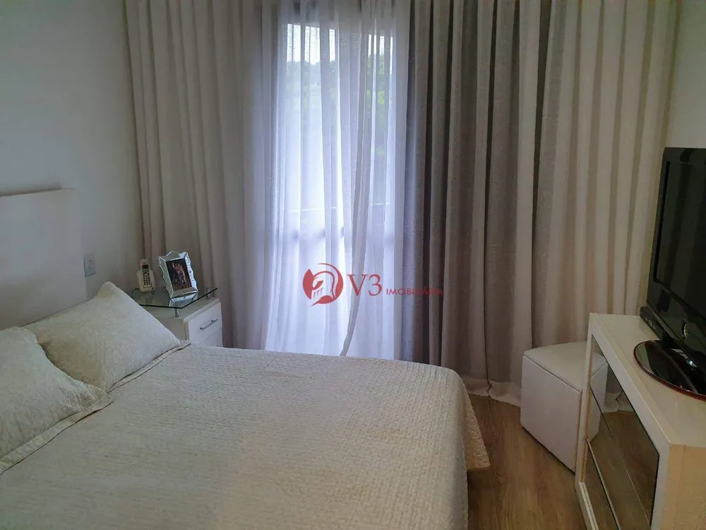 Apartamento, 3 quartos, 137 m² - Foto 1