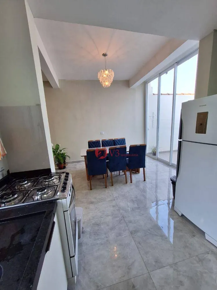 Casa, 2 quartos, 230 m² - Foto 1