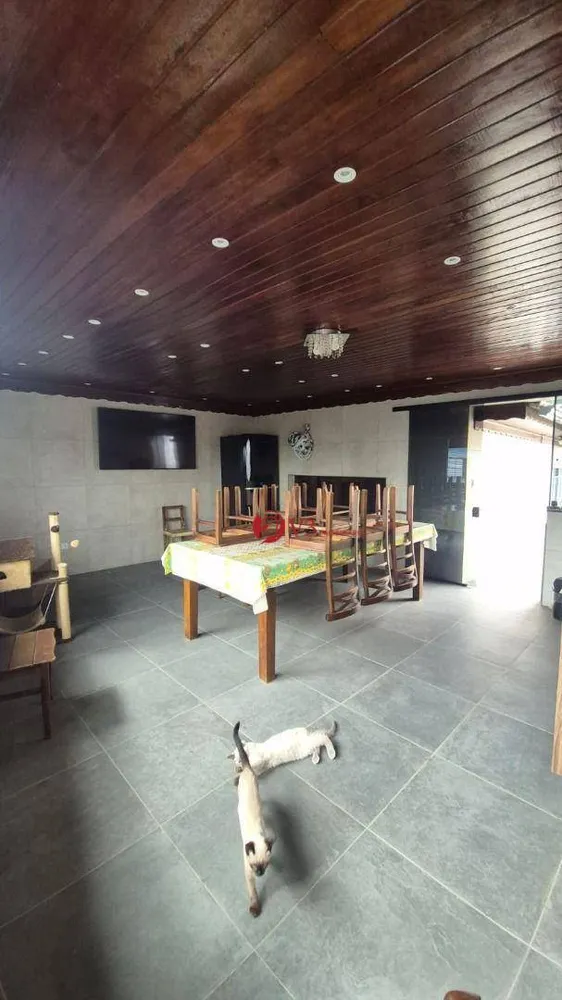 Casa, 4 quartos, 200 m² - Foto 2