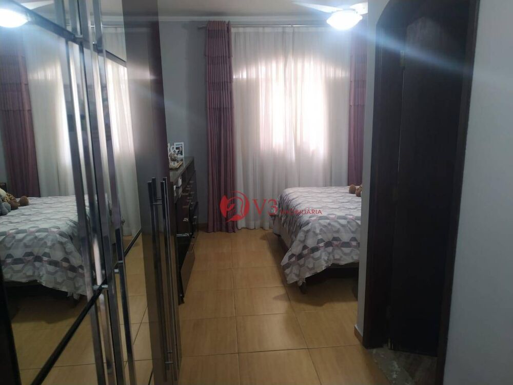 Casa à venda com 3 quartos, 280m² - Foto 12