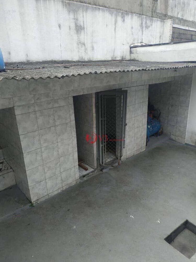 Casa à venda com 3 quartos, 280m² - Foto 9