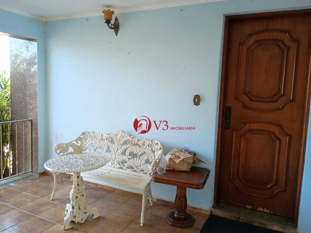 Casa, 4 quartos, 250 m² - Foto 3