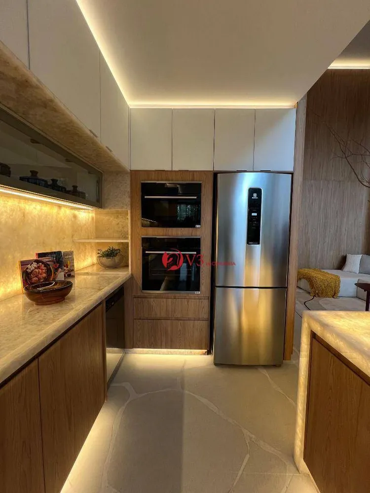 Apartamento, 3 quartos, 140 m² - Foto 4