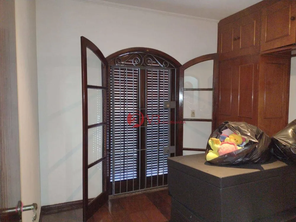 Sobrado, 6 quartos, 388 m² - Foto 1