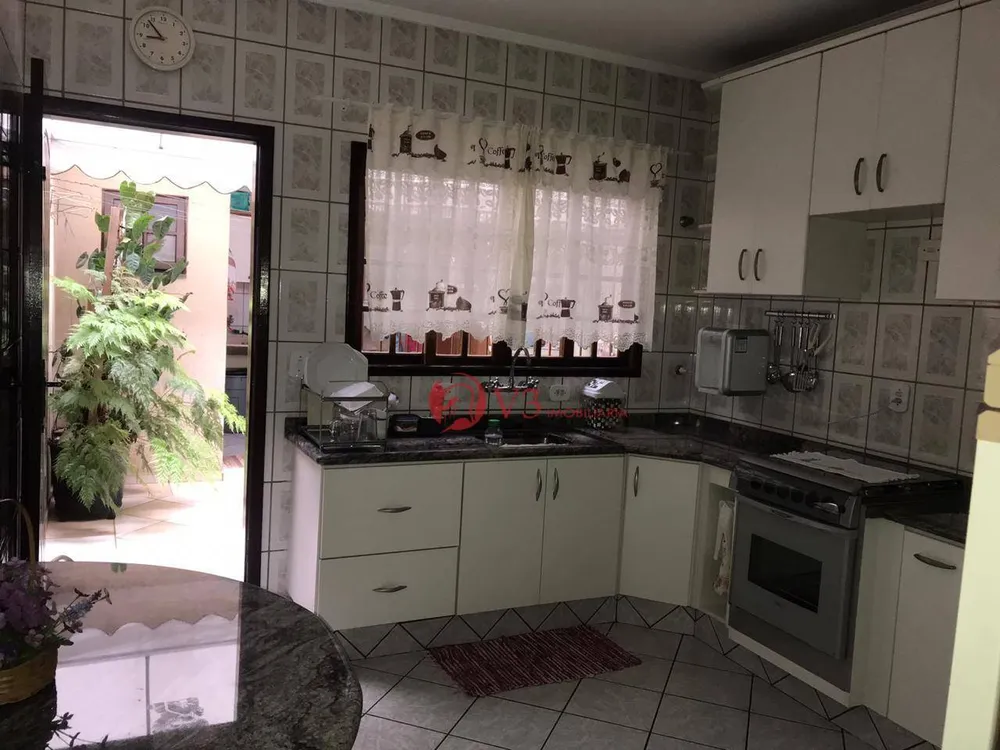 Sobrado, 2 quartos, 193 m² - Foto 8