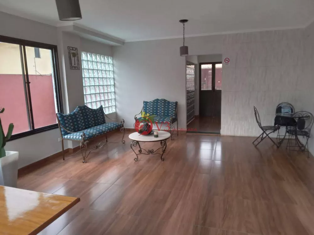 Apartamento à venda com 2 quartos, 49m² - Foto 2