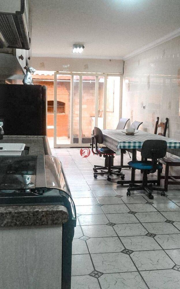 Sobrado, 4 quartos, 169 m² - Foto 2