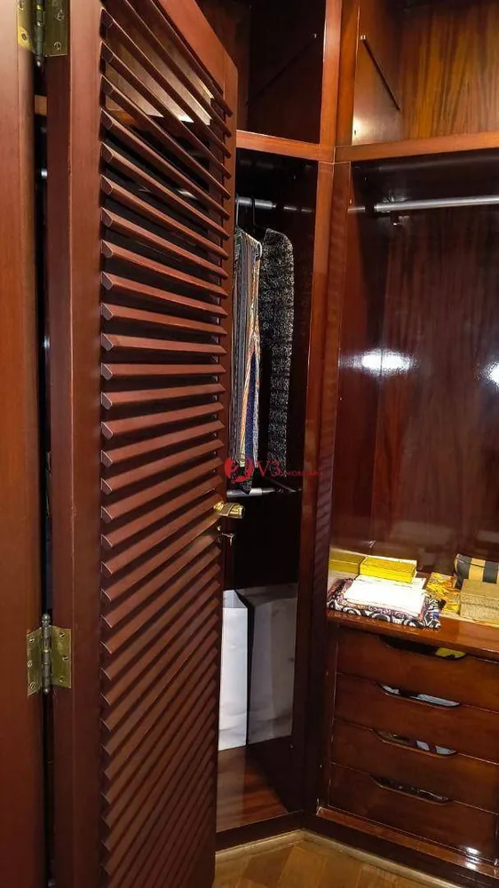 Apartamento, 4 quartos, 227 m² - Foto 1