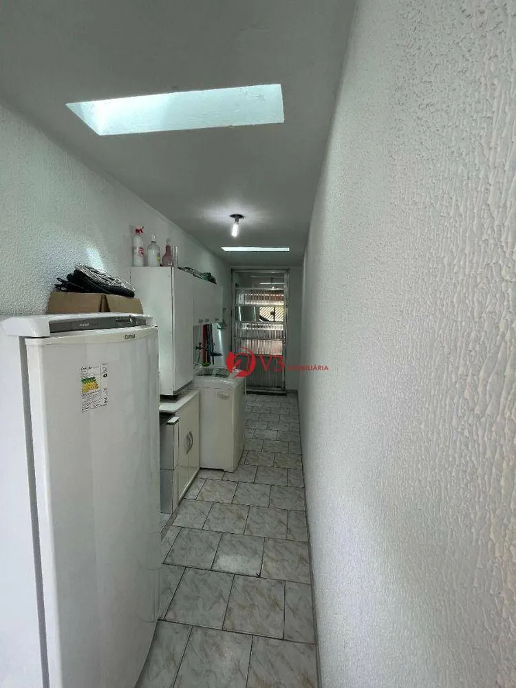 Sobrado, 2 quartos, 180 m² - Foto 1