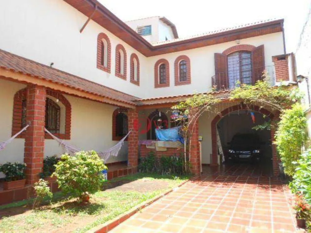 Sobrado, 4 quartos, 200 m² - Foto 1