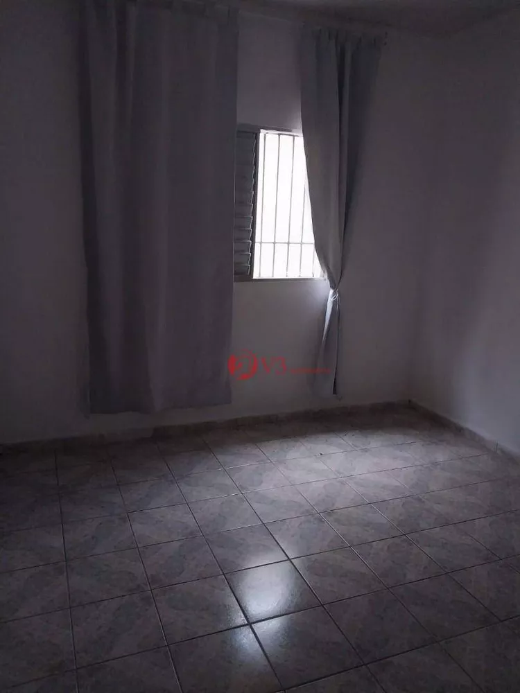 Casa para alugar com 1 quarto, 80m² - Foto 1