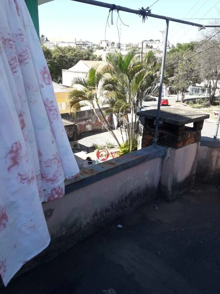 Sobrado, 3 quartos, 219 m² - Foto 4