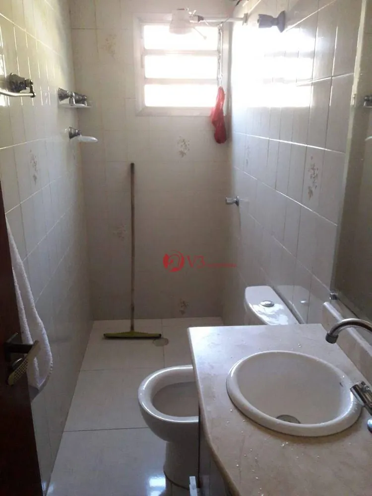 Sobrado, 3 quartos, 219 m² - Foto 2