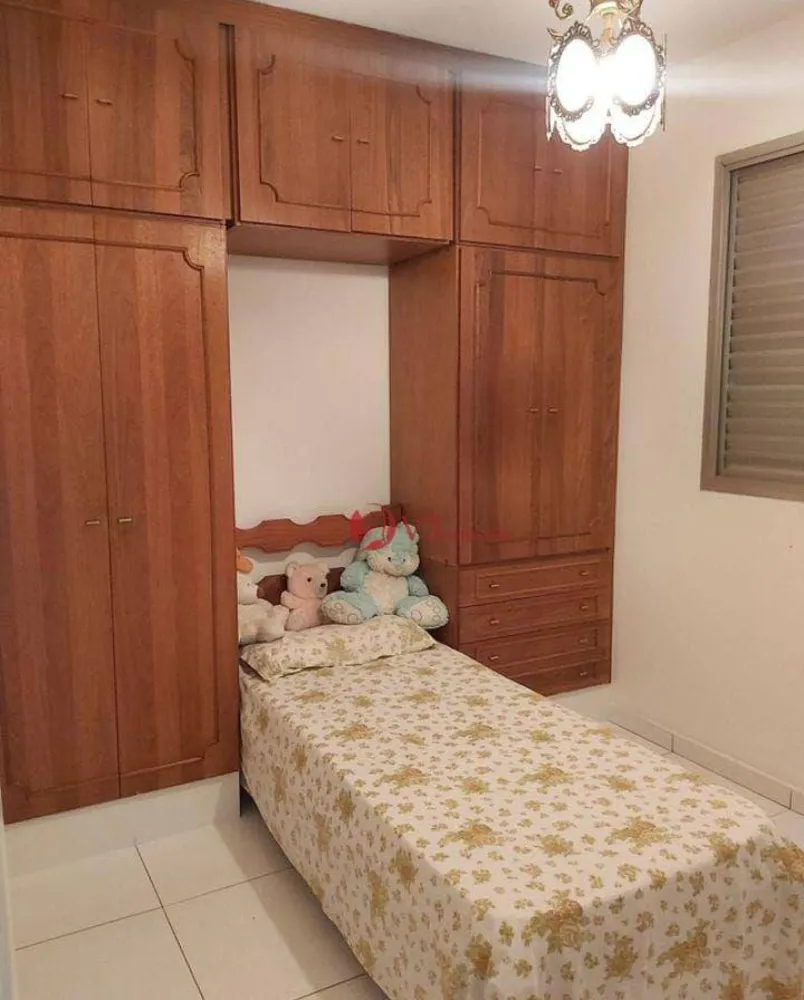 Casa, 3 quartos, 270 m² - Foto 9