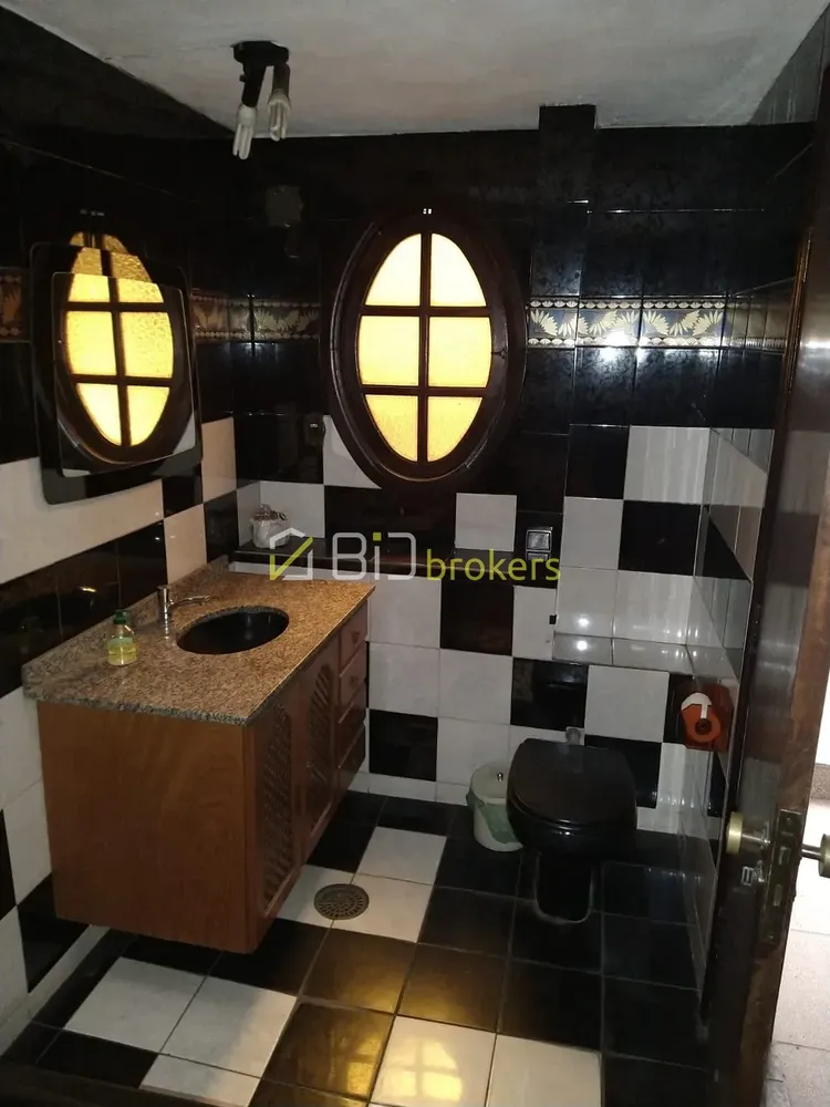 Casa, 5 quartos, 323 m² - Foto 1