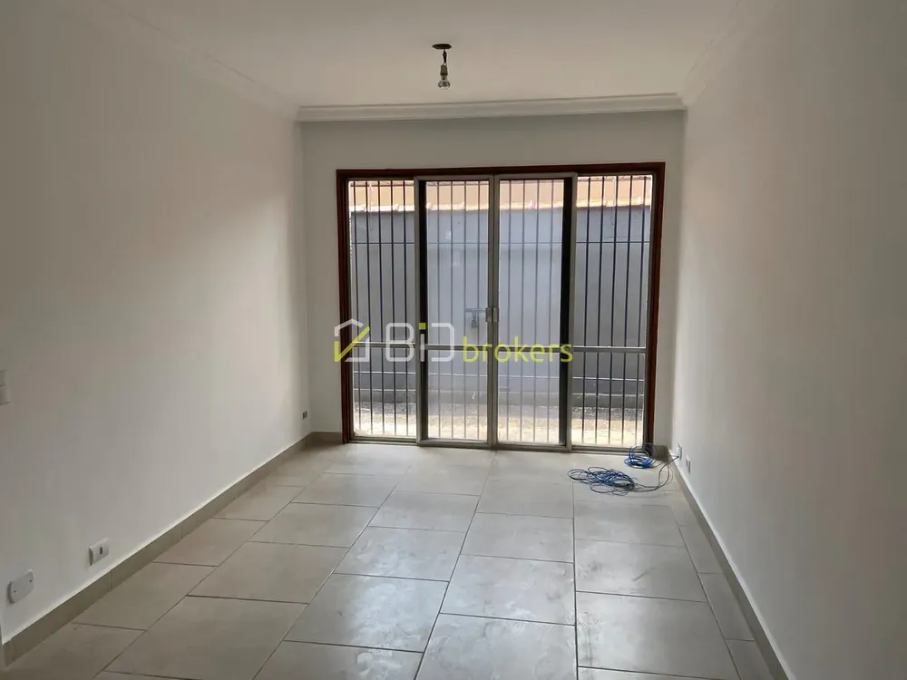 Casa, 4 quartos, 220 m² - Foto 1