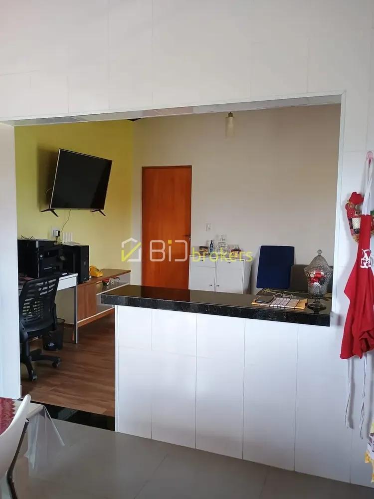 Sítio, 6 quartos, 2485 m² - Foto 7