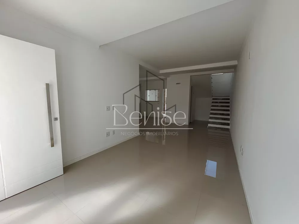 Sobrado à venda com 3 quartos, 127m² - Foto 3