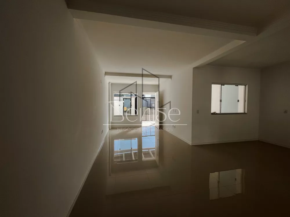 Sobrado à venda com 3 quartos, 127m² - Foto 4