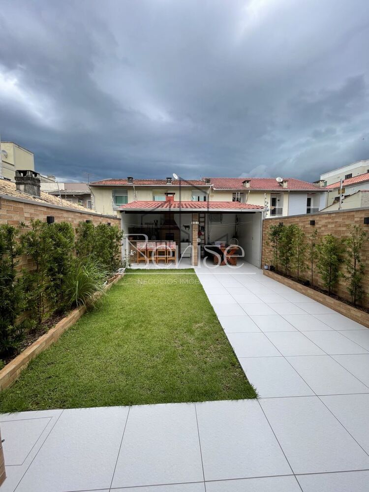 Sobrado à venda com 3 quartos, 149m² - Foto 2