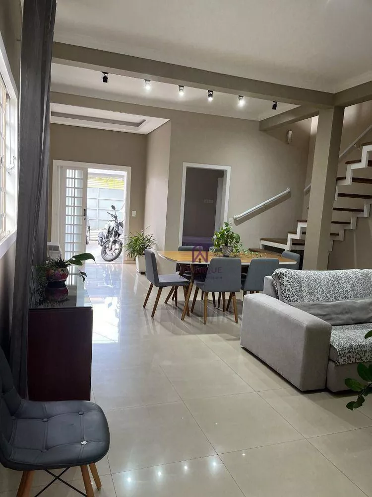 Casa, 4 quartos, 250 m² - Foto 7