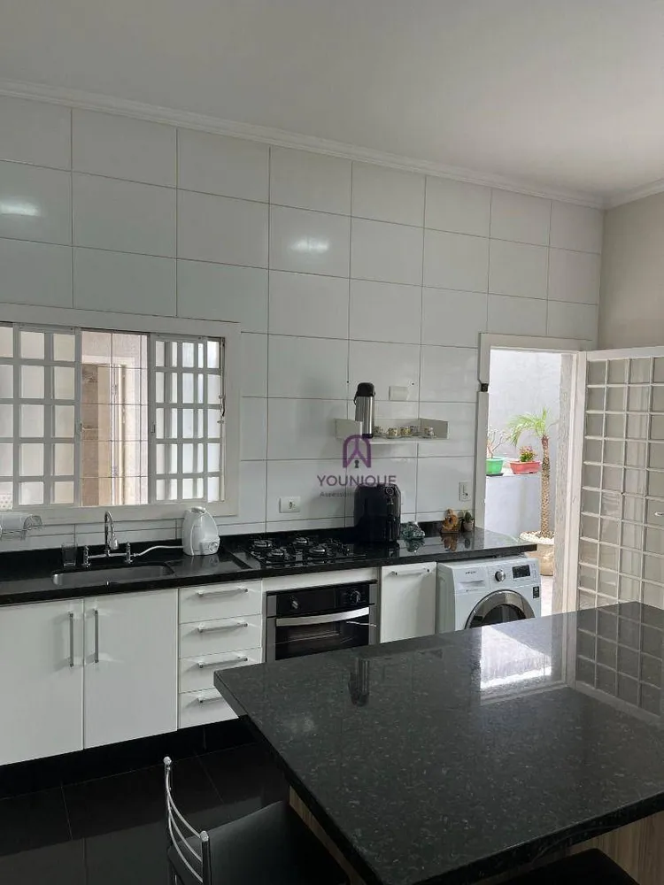 Casa, 4 quartos, 250 m² - Foto 10