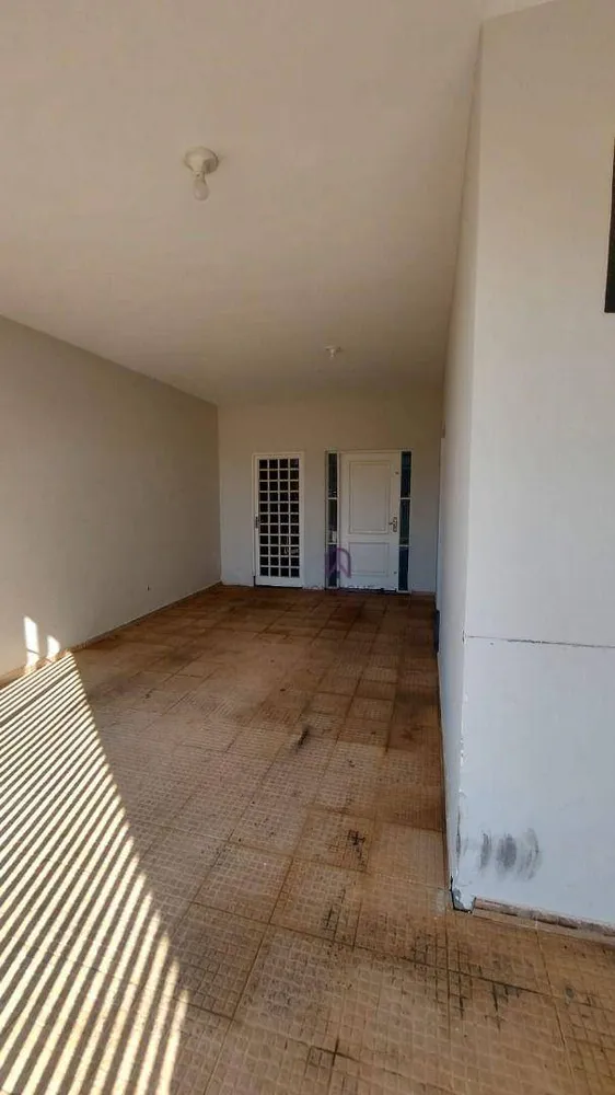 Casa, 4 quartos, 180 m² - Foto 1