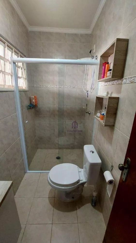 Casa, 4 quartos, 180 m² - Foto 1