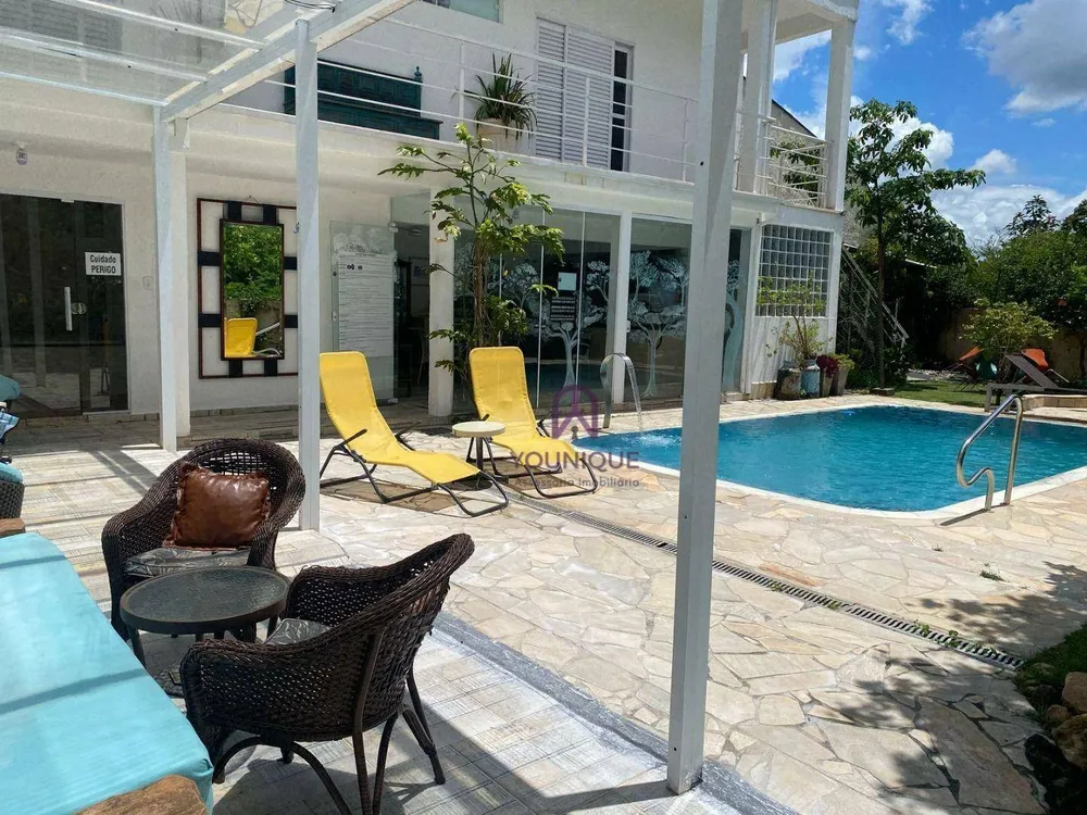Casa, 5 quartos, 377 m² - Foto 1
