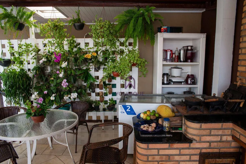 Casa, 4 quartos, 117 m² - Foto 1