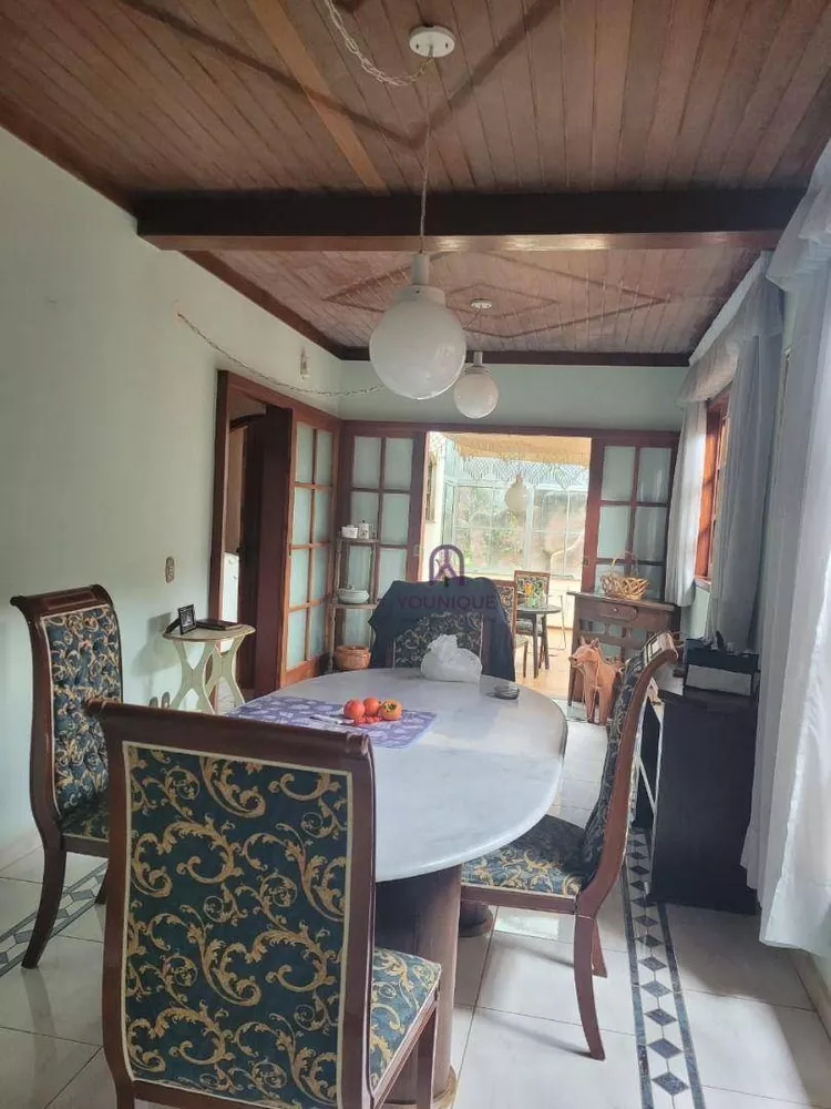 Casa, 4 quartos, 810 m² - Foto 1