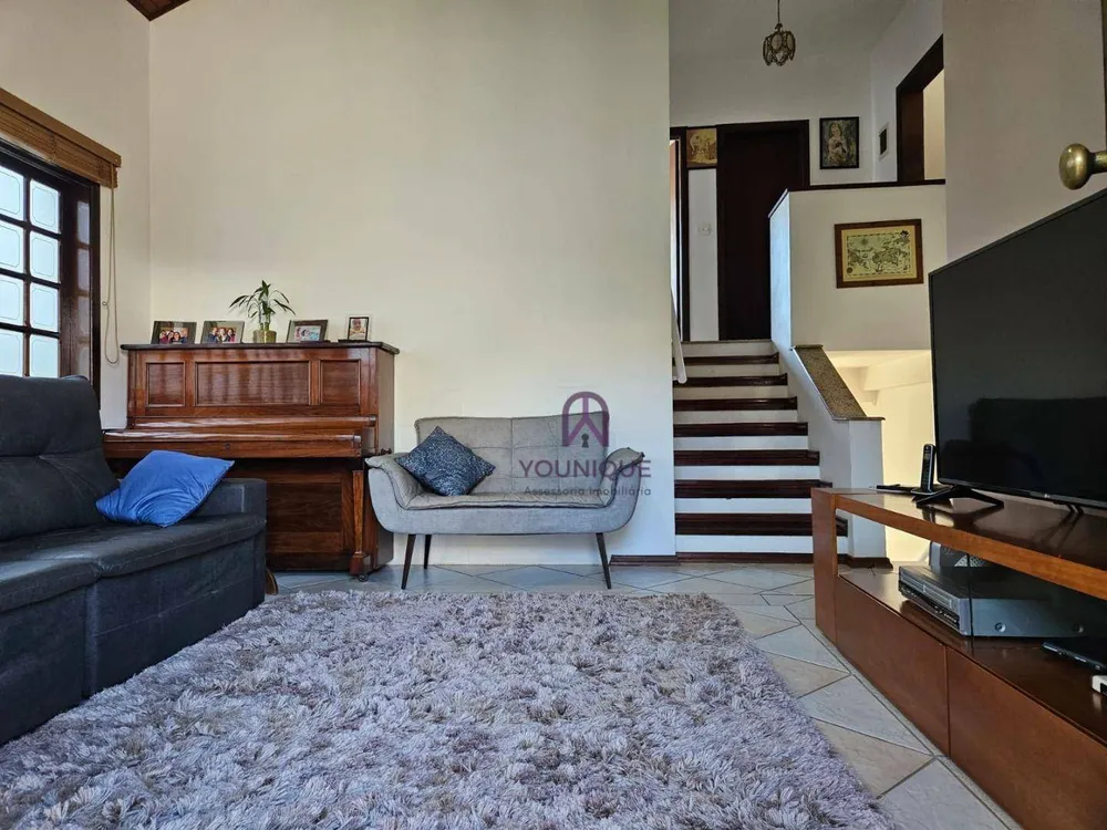 Casa, 3 quartos, 177 m² - Foto 2