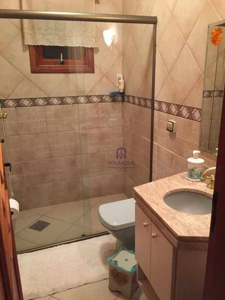Casa, 4 quartos, 232 m² - Foto 2