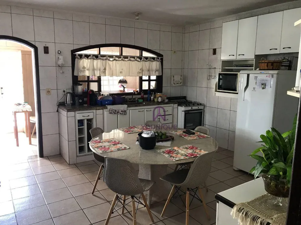 Casa, 3 quartos, 189 m² - Foto 7