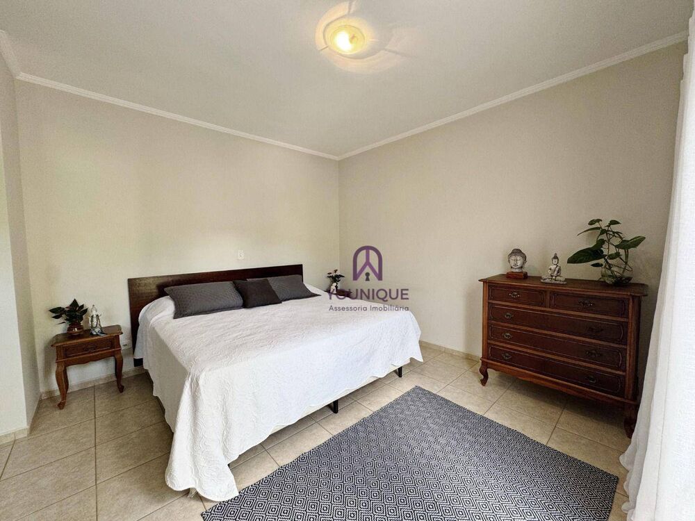 Casa, 3 quartos, 260 m² - Foto 2