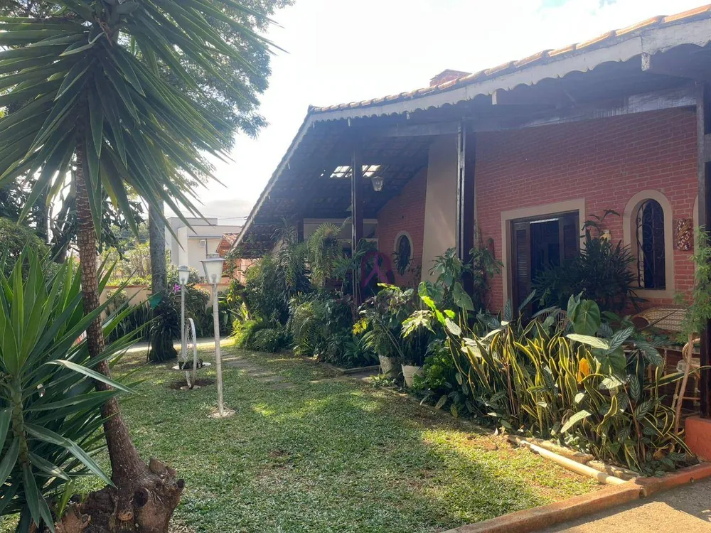 Casa, 6 quartos, 460 m² - Foto 1