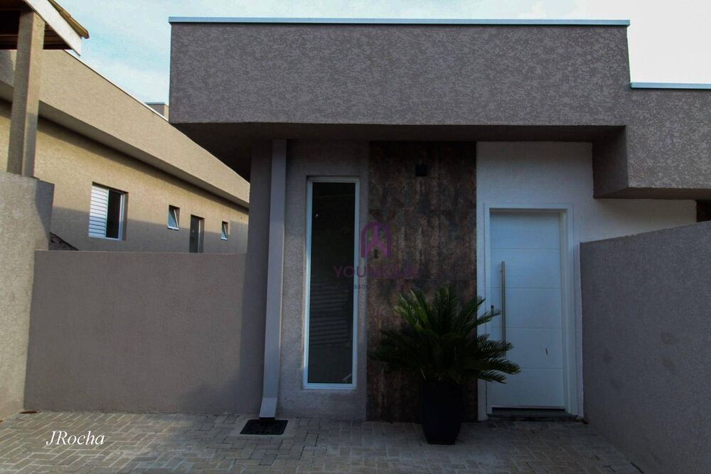 Casa, 3 quartos, 102 m² - Foto 1